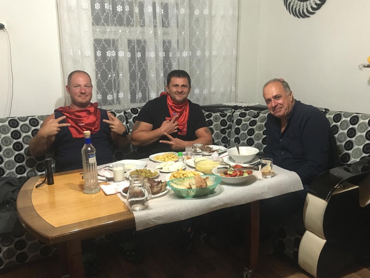 Peraj Guesthouse Vermosh Eksteriør bilde